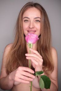La Mujer y la Rosa | Fotografía erótica en Sevilla